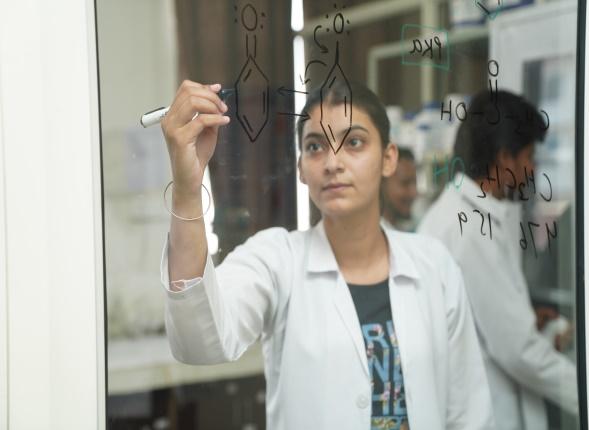 2a5e031f-1442-42a8-9aab-e2734b45aed8